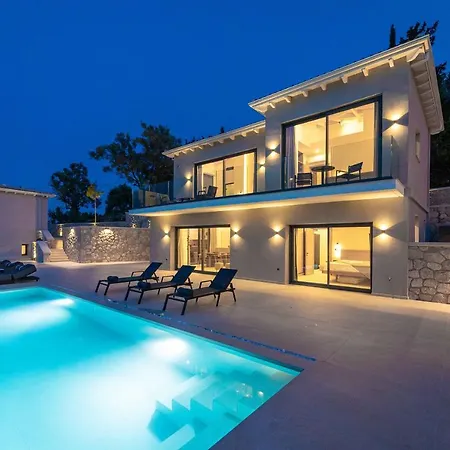 Dama Olga * Lygia (Lefkada)